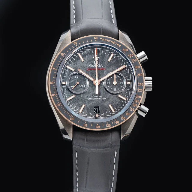 OMEGA Speedmaster Grey Side of The Moon Meteorite 210009N32090 kol saati