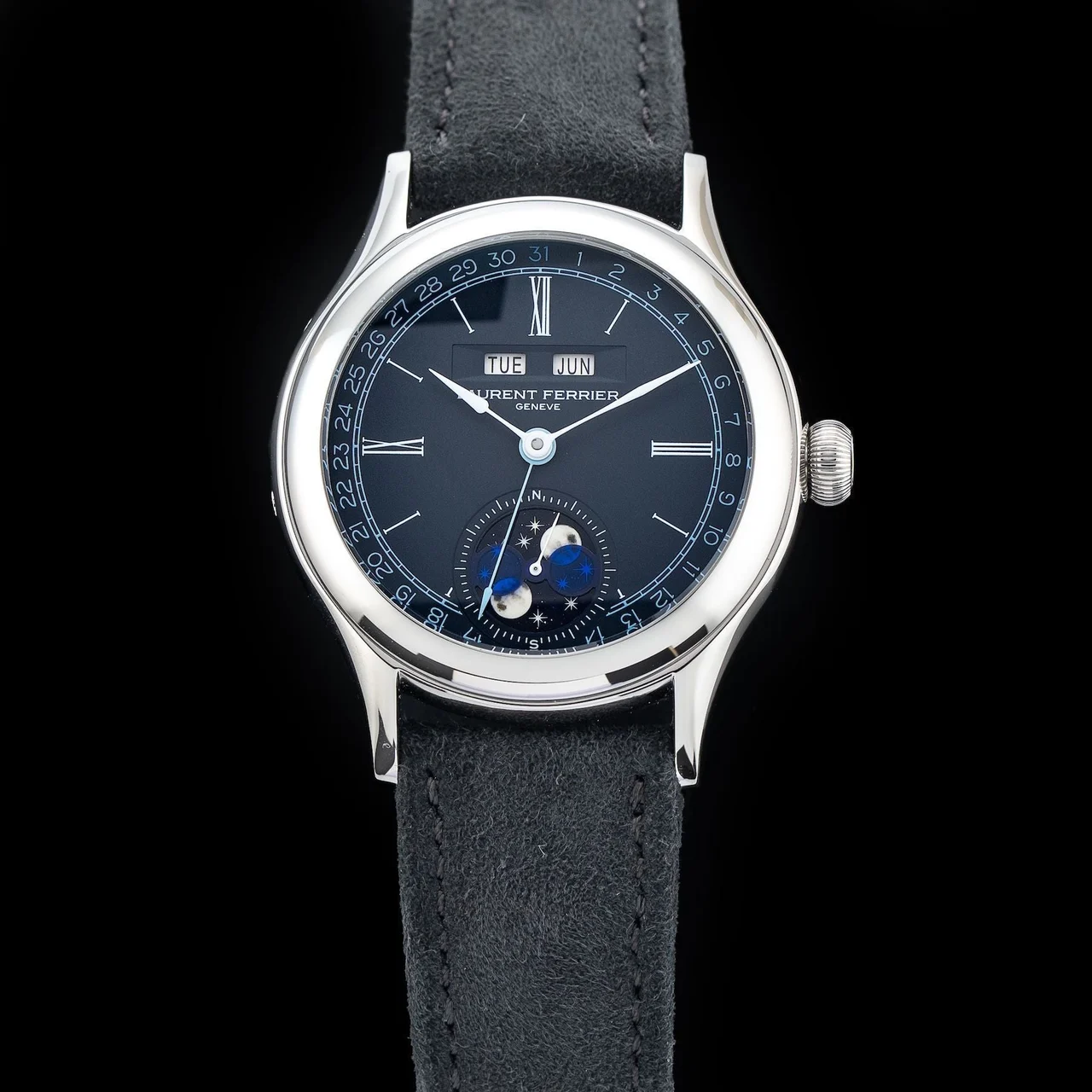 Laurent Ferrier Classic Moon Blue 210009N32927 kol saati