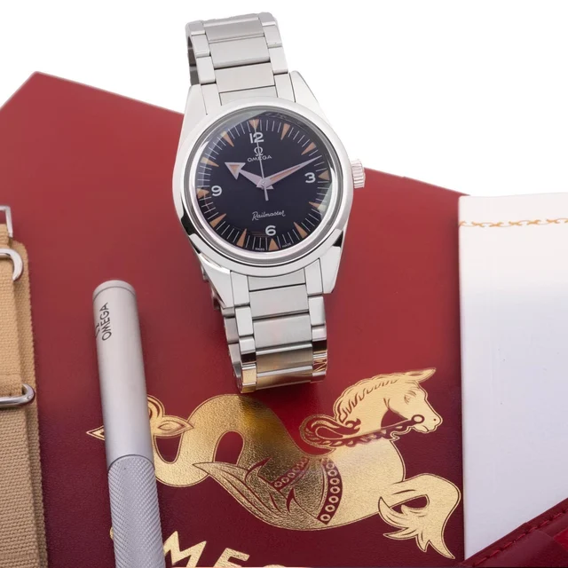 OMEGA Switzerland 220.10.38.20.01.002 kol saati