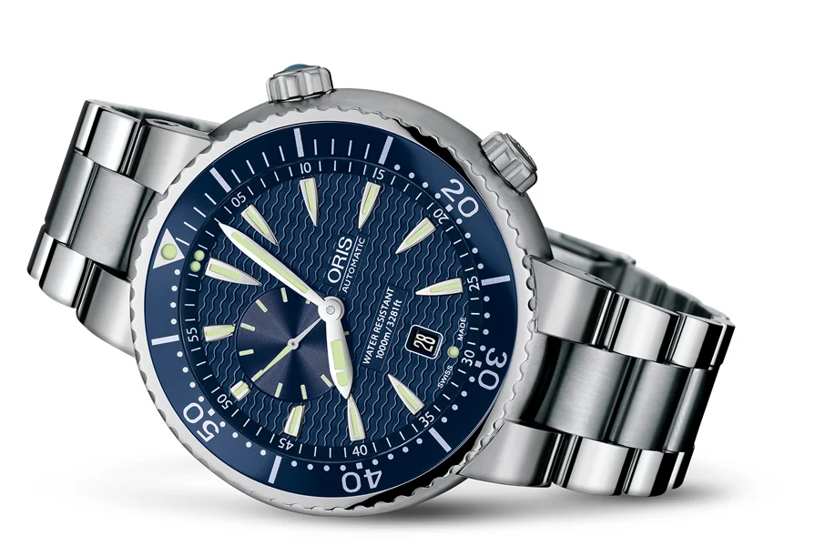Oris Divers Small Second, Date 01 743 7609 8555-07 8 24 01PEB 47 mm kol saati