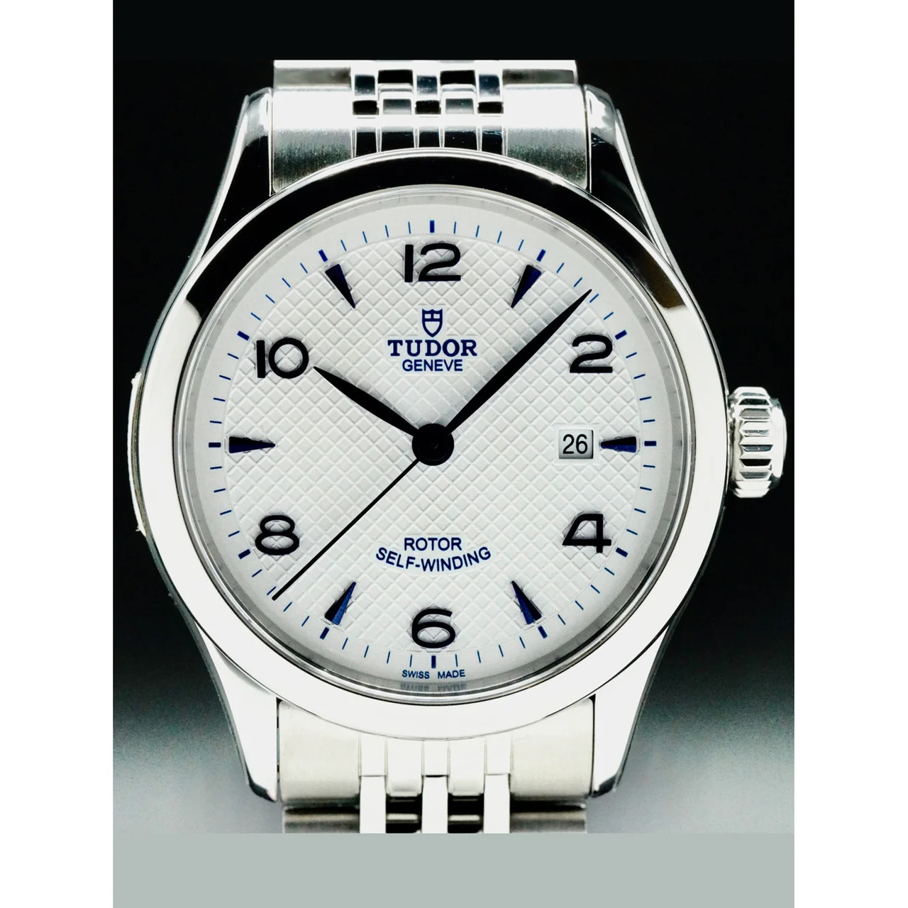 Tudor Steel Case Opaline and blue dial 210000058512 28 mm kol saati