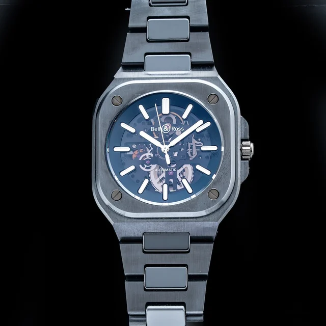 Bell & Ross Skeleton Black Ceramic on Bracelet 210009N35256 kol saati