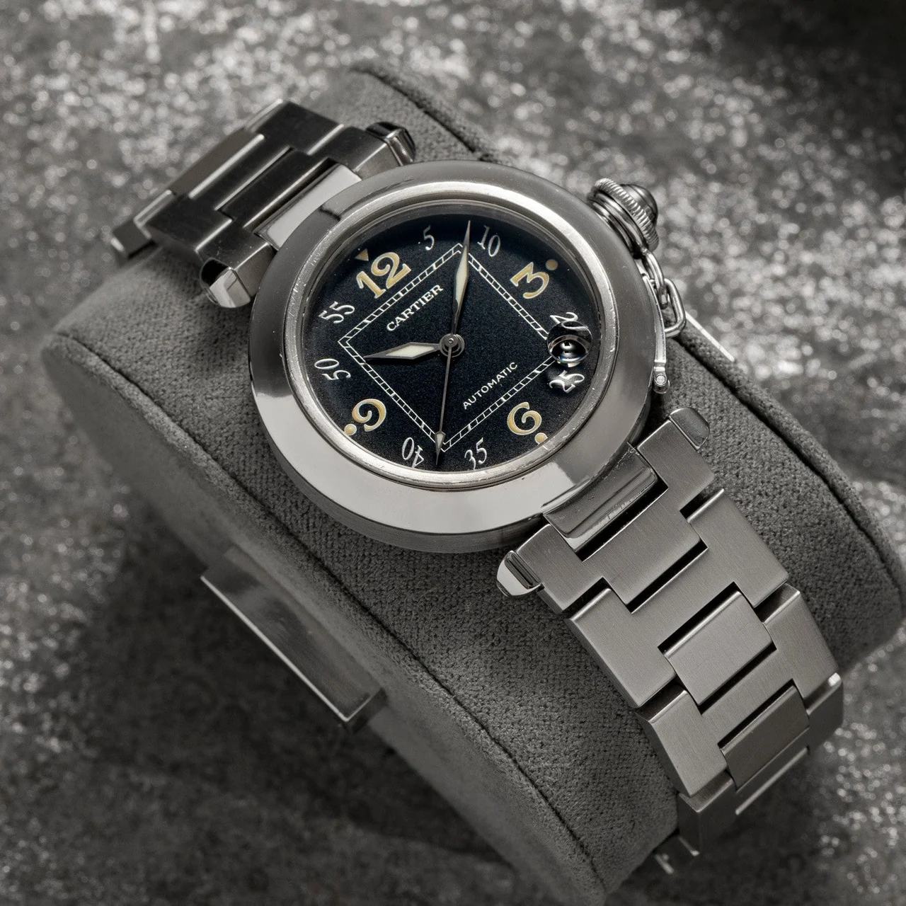 Cartier Pasha 40950218 35 mm kol saati