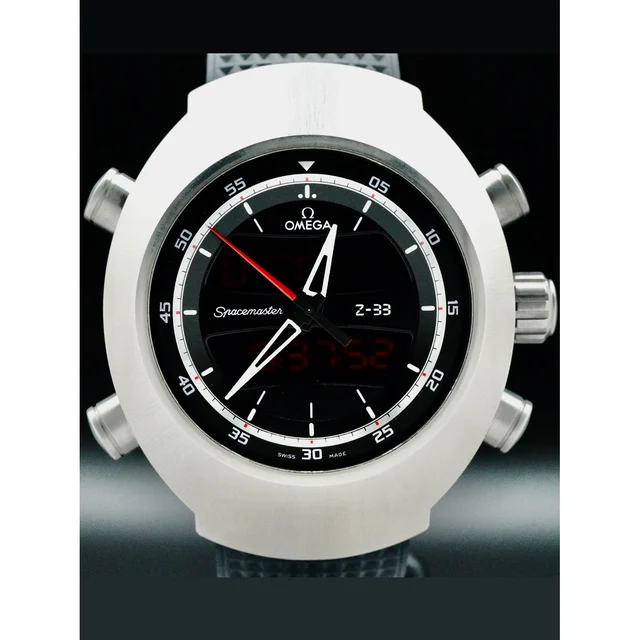 OMEGA Spacemaster Z-33 Chronograph 43 X 53mm 210000068998 kol saati