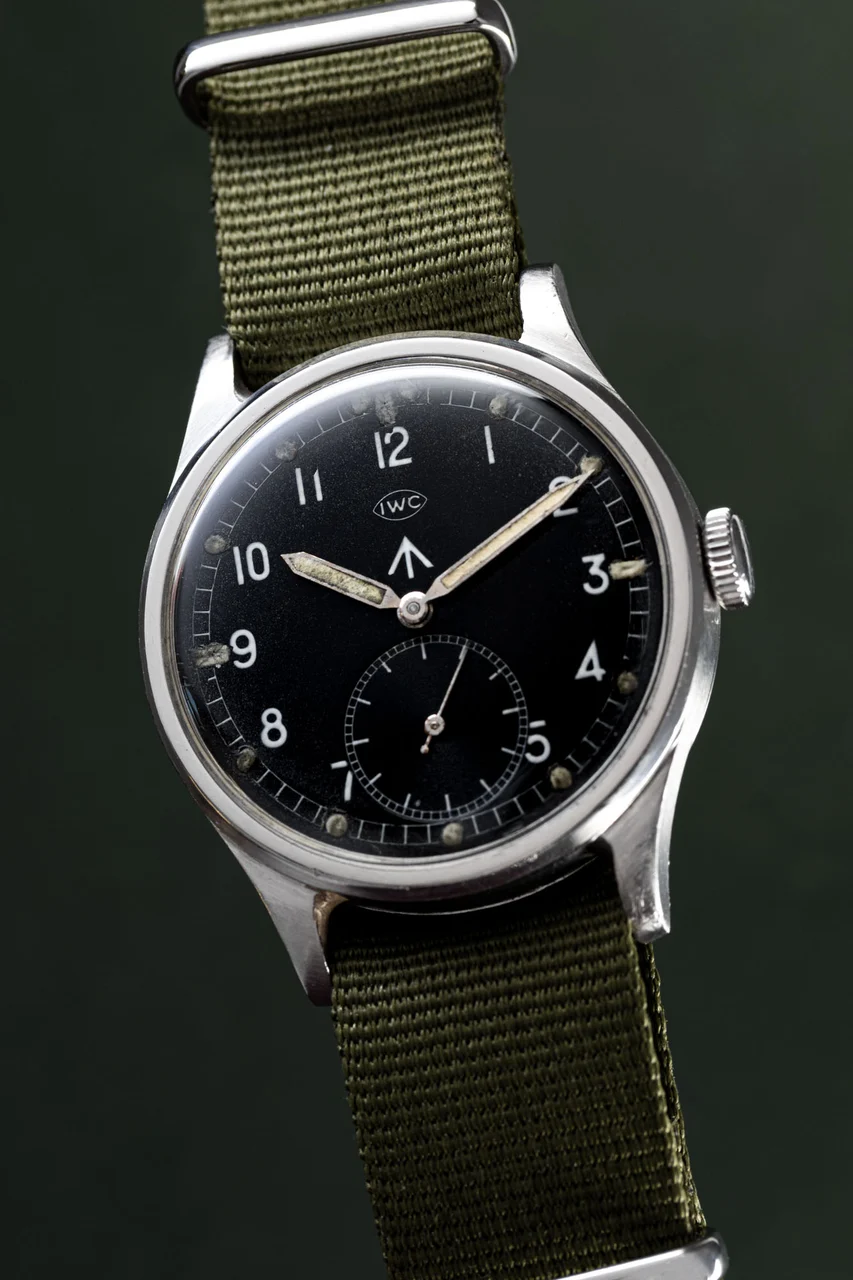 IWC Military 34 mm kol saati