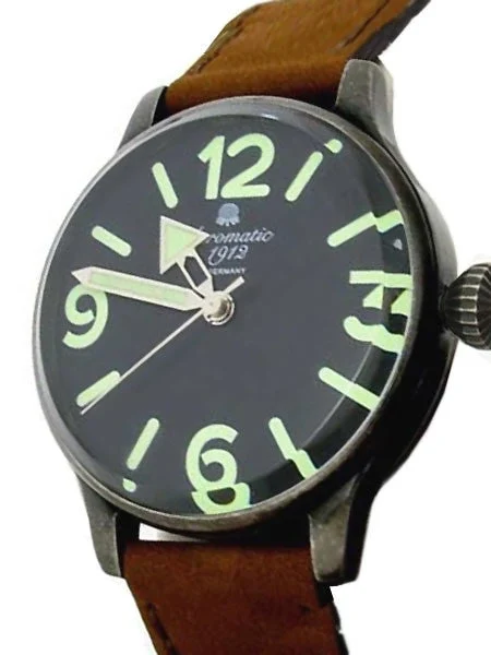 Aeromatic Retro Styled Panzer Quartz Watch, Aged Patina Case #A1251 43 mm kol saati