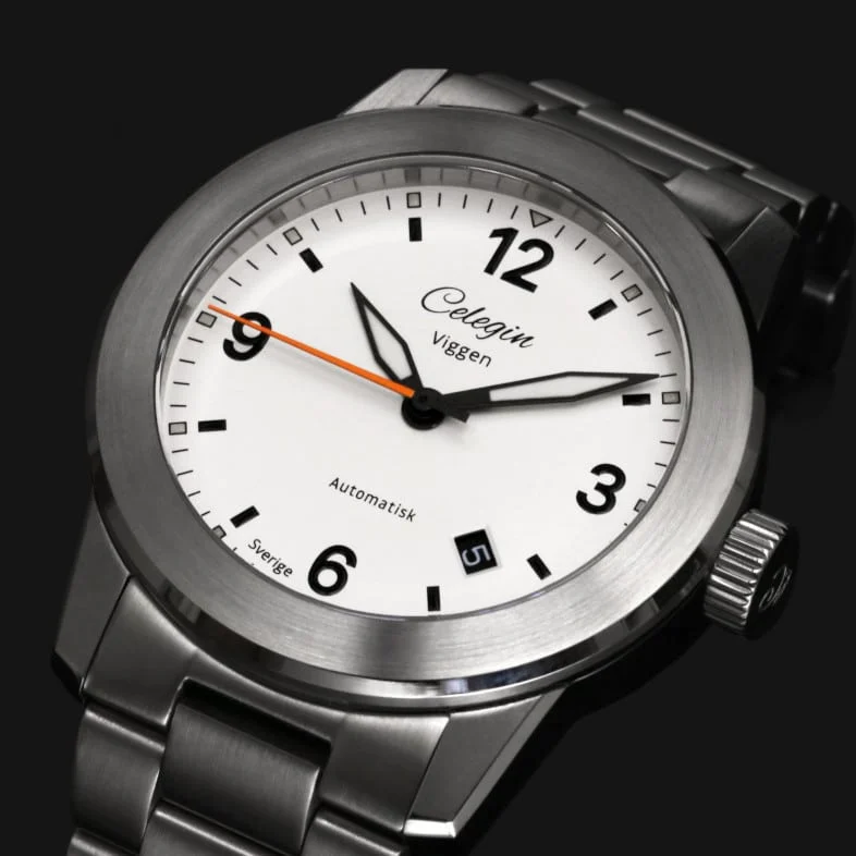 Celegin Viggen “Akka” 42 mm kol saati