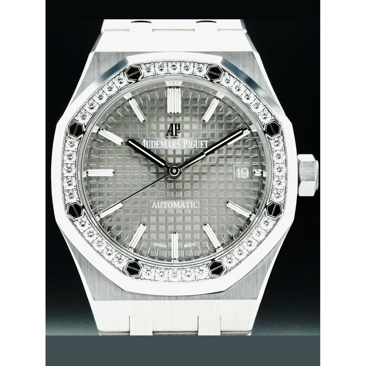 Audemars Piguet Royal Oak 37mm Gray Dial Diamond Bezel 210000067763 37 mm kol saati