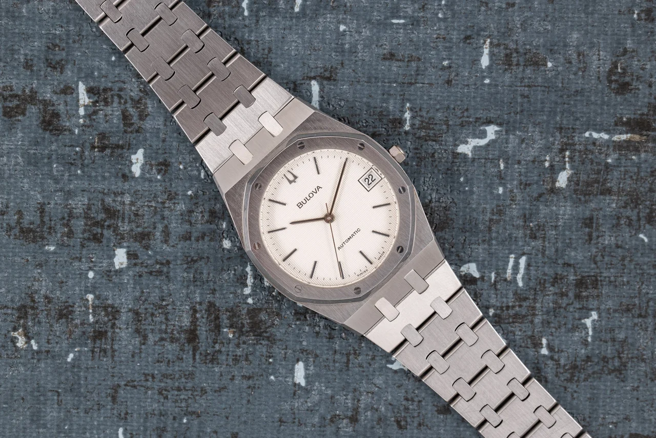 Bulova Bulova 40990040 35 mm kol saati