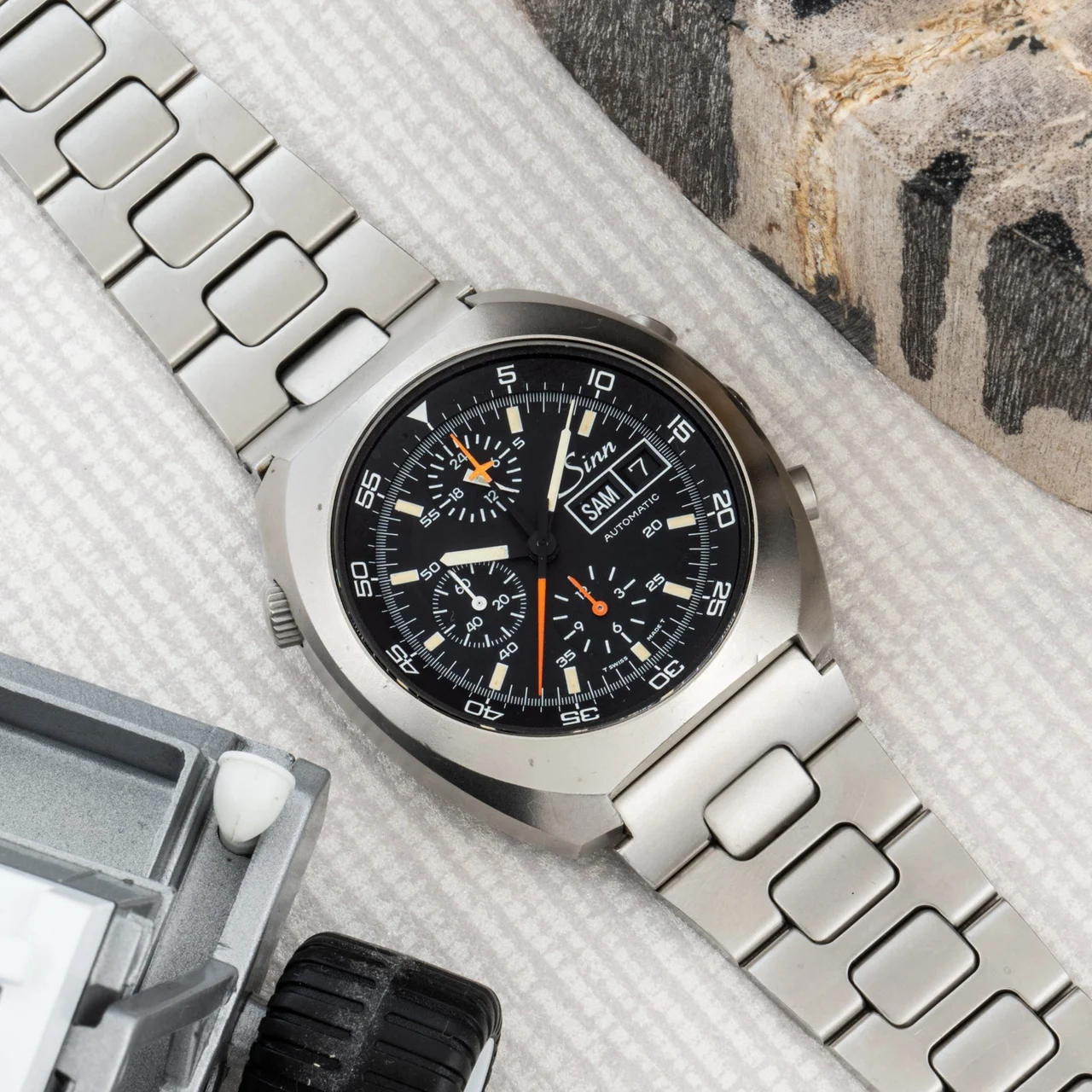 Sinn Sinn 140 40991281 44 mm kol saati