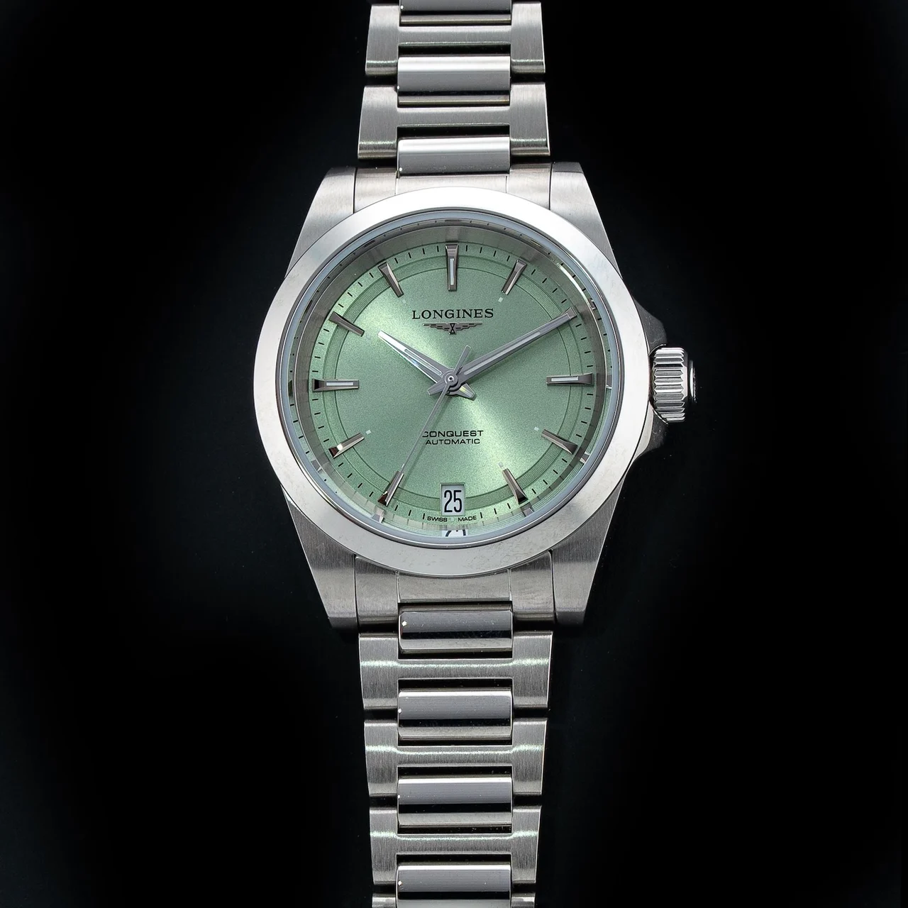 Longines Conquest Sunray Green On Bracelet 210009N34523 34 mm kol saati