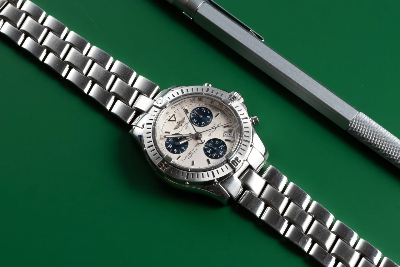 Breitling Colt 40940079 38 mm kol saati