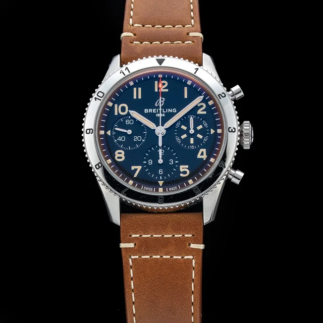 Breitling Classic AVI Chronograph 42 A233803A1B1X1 210009N36309 kol saati