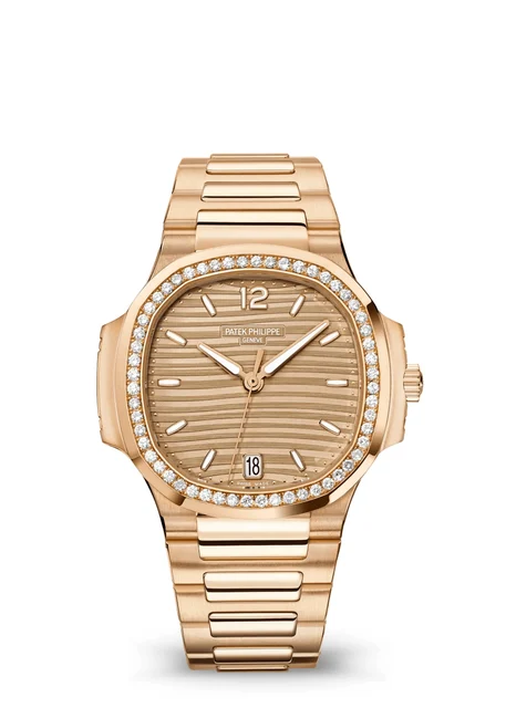 Patek Philippe Nautilus 7118 7118/1200R-010 kol saati