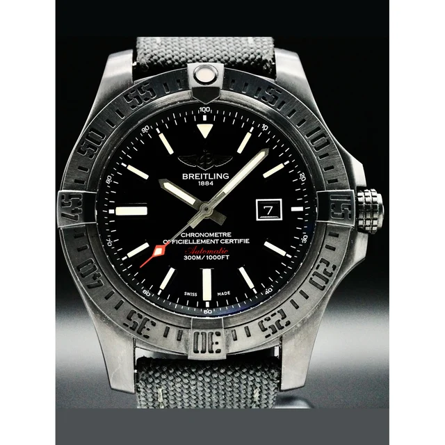 Breitling Avenger Blackbird 210000051030 kol saati