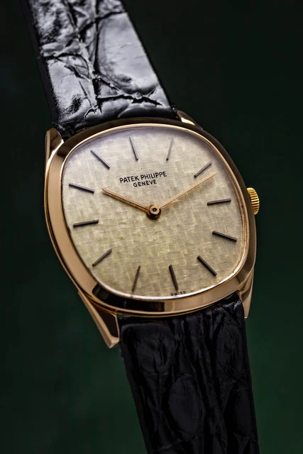 Patek Philippe ‘Carre Galbe’ Ref. 3544 kol saati