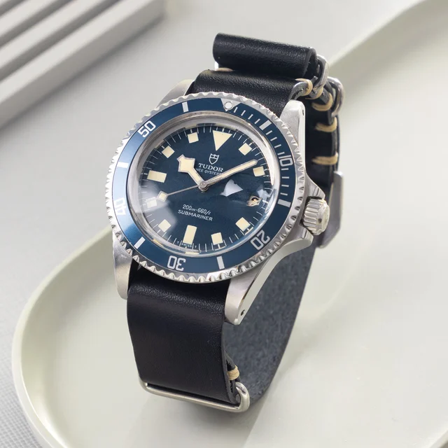 Tudor Submariner W-2907 kol saati