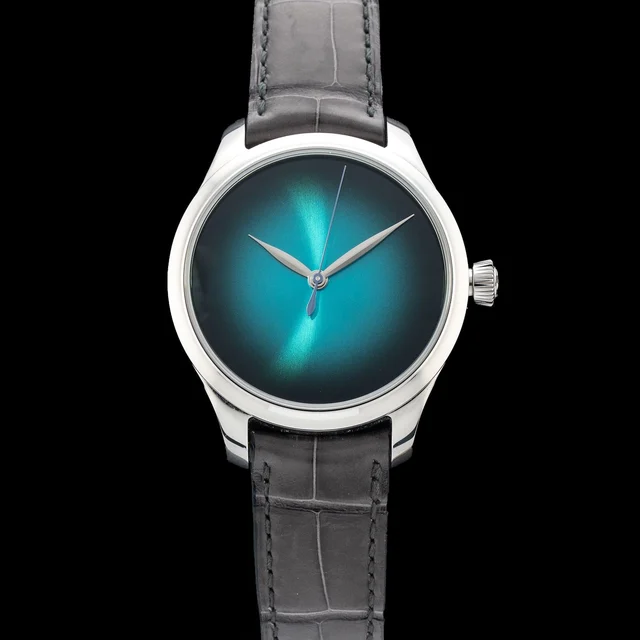 H. Moser & Cie. - Moser & Cie. Endeavour Centre Seconds 1200-1240 210009N35273 kol saati