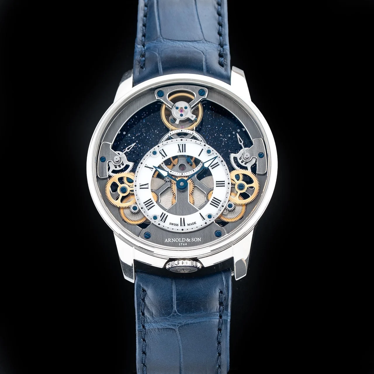 Arnold & Son Time Pyramid 42.5 Platinum 210009N32989 kol saati