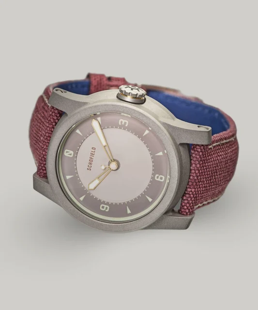 Schofieldwatchcompany japanese-watches-beater-b5 kol saati