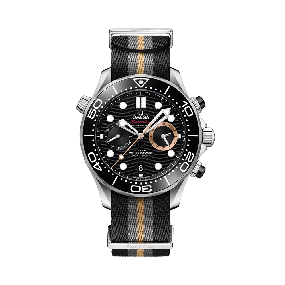 OMEGA Seamaster Diver 300M Chronograph 007 First Light 44mm - Black on Fabric Strap O21032445101002 44 mm kol saati