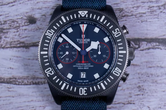 Tudor Pelagos M25807KN kol saati