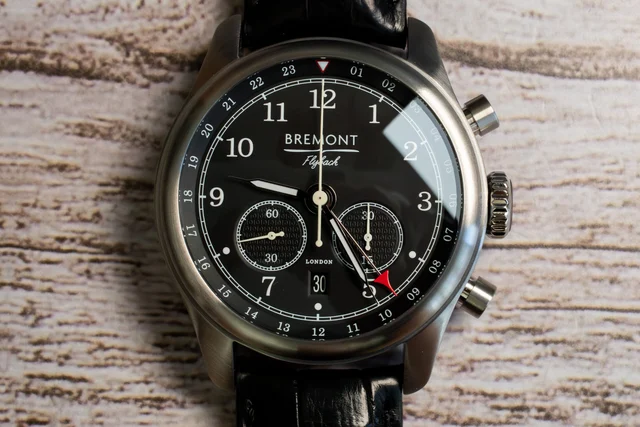 Bremont Codebreaker-ss kol saati