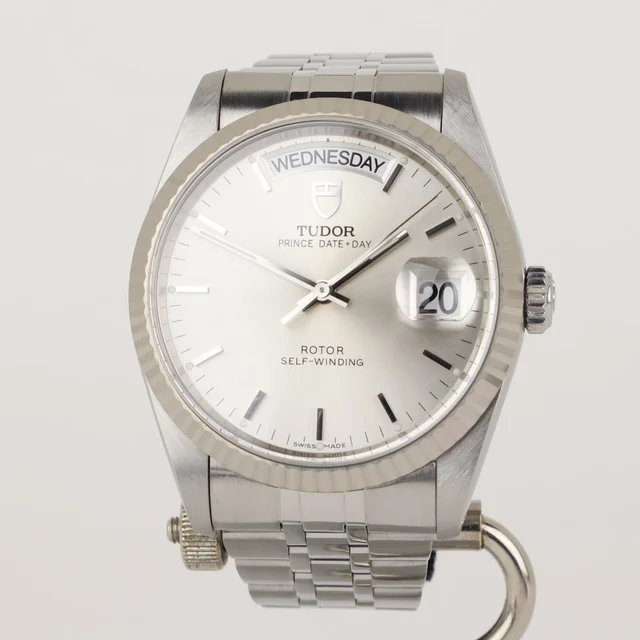 Tudor Tudor 26C012 kol saati
