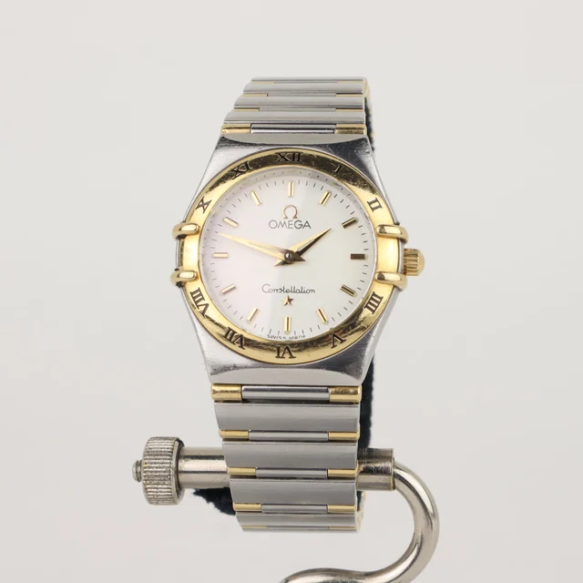 Tudor Tudor 26C028 kol saati