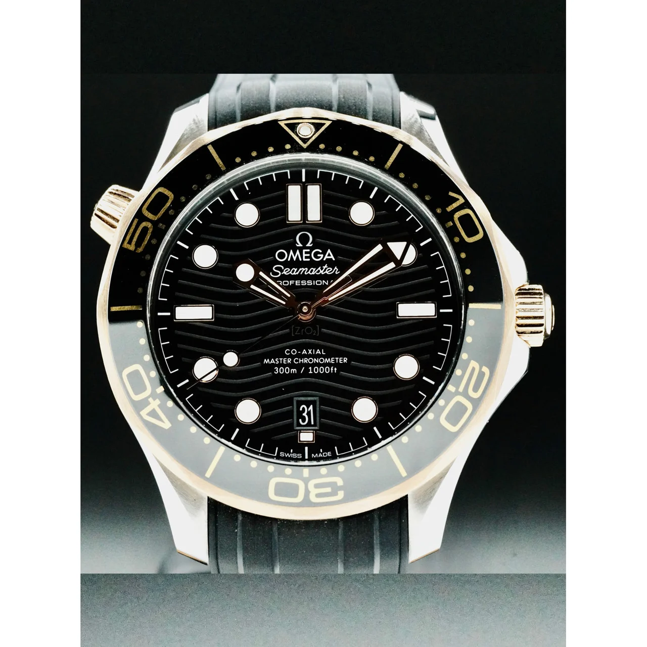 OMEGA Seamaster Diver 300M Co-Axial Master Chronometer Sedna Gold 210000044790 42 mm kol saati