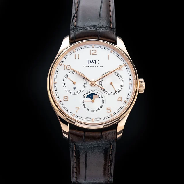 IWC Portugieser Perpetual Calendar 42 210009N33228 kol saati