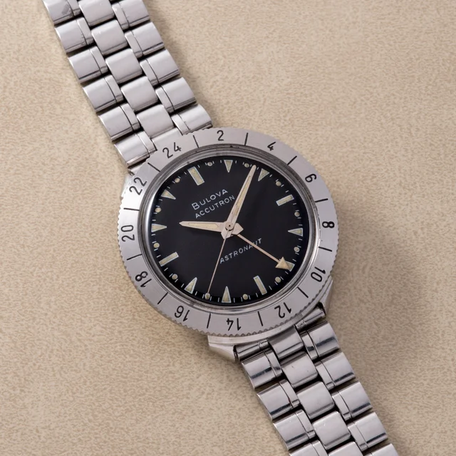 Bulova Accutron 40992943 kol saati