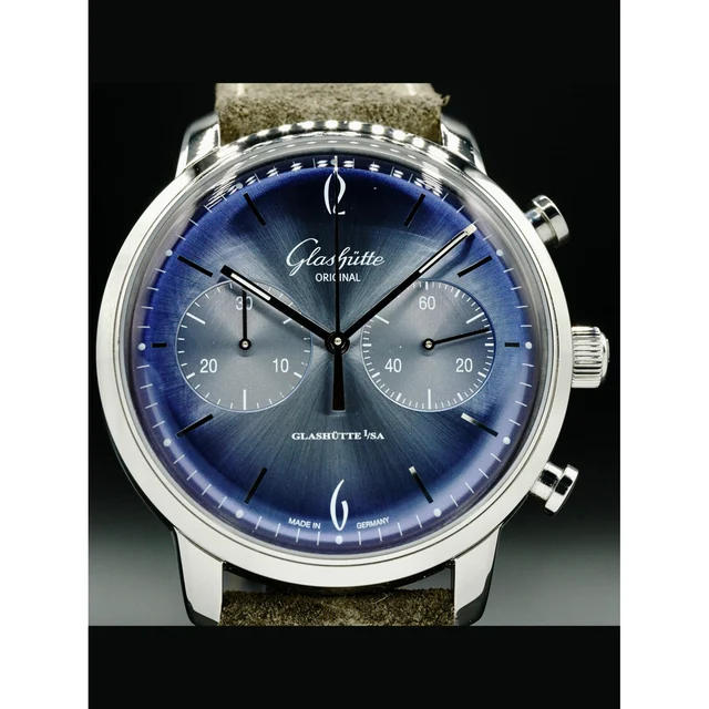 Glashutte Original Glashütte Original Sixties Chronograph Glacier Blue 1-39-34-04-22-04 21