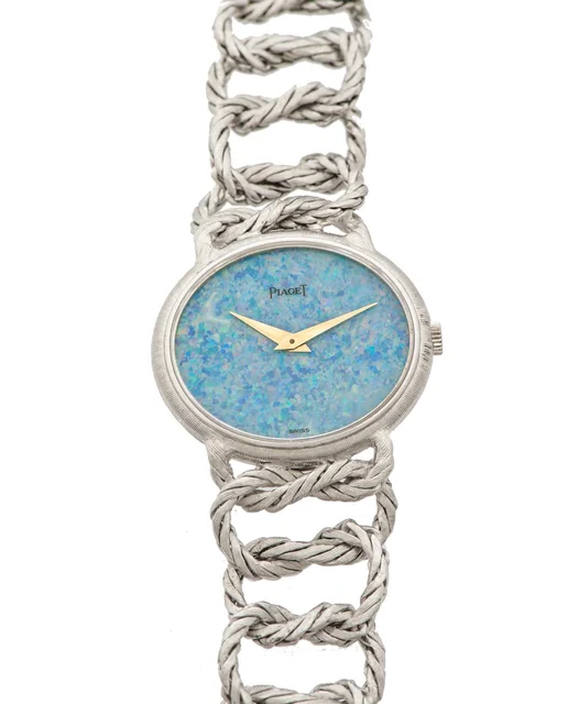 Piaget Lady'S PIAGET LADY'S REF. 9802 OPAL DIAL WHITE GOLD A fine manual-winding 18K white