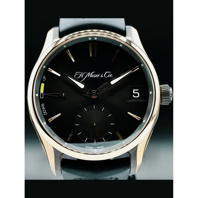 H. Moser & Cie. - Moser & Cie. Pioneer Perpetual Calendar Red Gold Titanium Ardoise Fume D