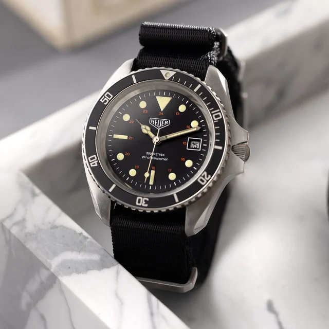 Heuer Professional 200 w-2231 kol saati