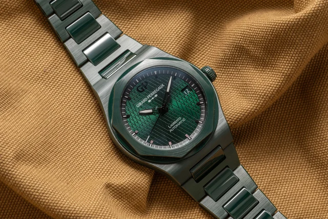 Girard-Perregaux Laureato 40991664 kol saati