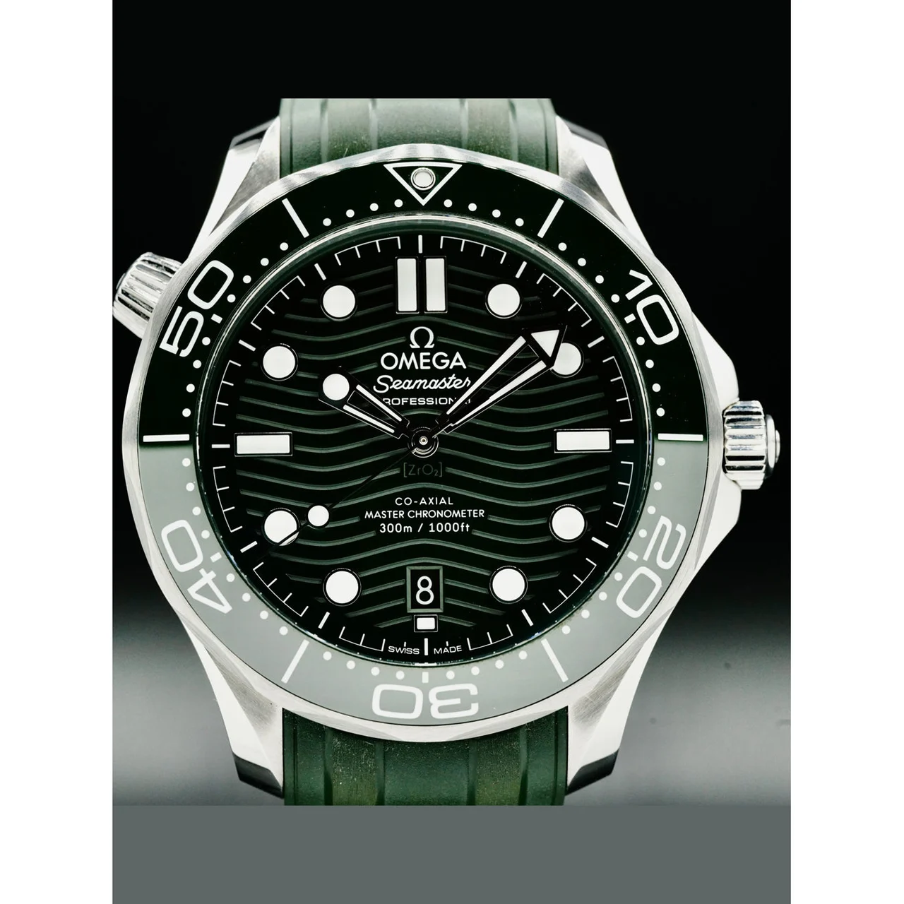 OMEGA Seamaster Diver 300M Green Dial on Bracelet 210000049280 42 mm kol saati
