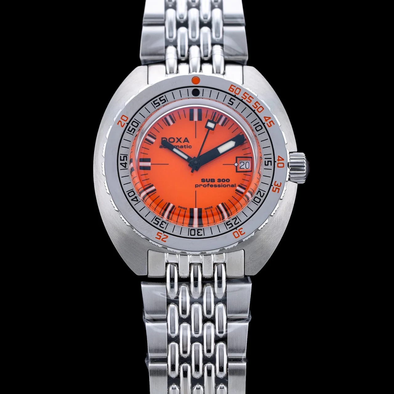 Doxa Sub 300 Professional 821.10.351.10 on Bracelet NAP210009N5682 kol saati