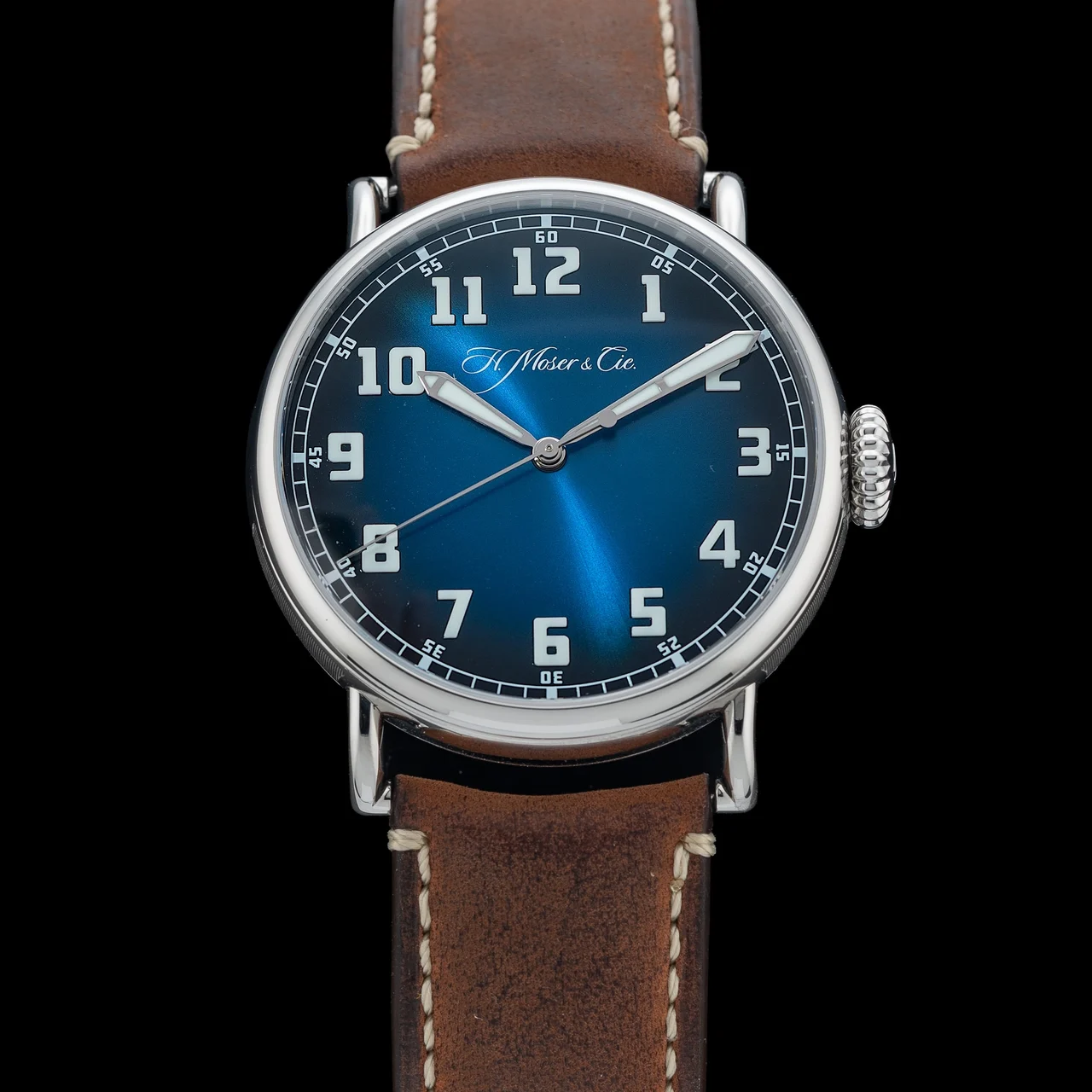H. Moser & Cie. - Moser & Cie Heritage Centre Seconds Funky Blue 8200-1201 210009N40613 42 mm kol saati