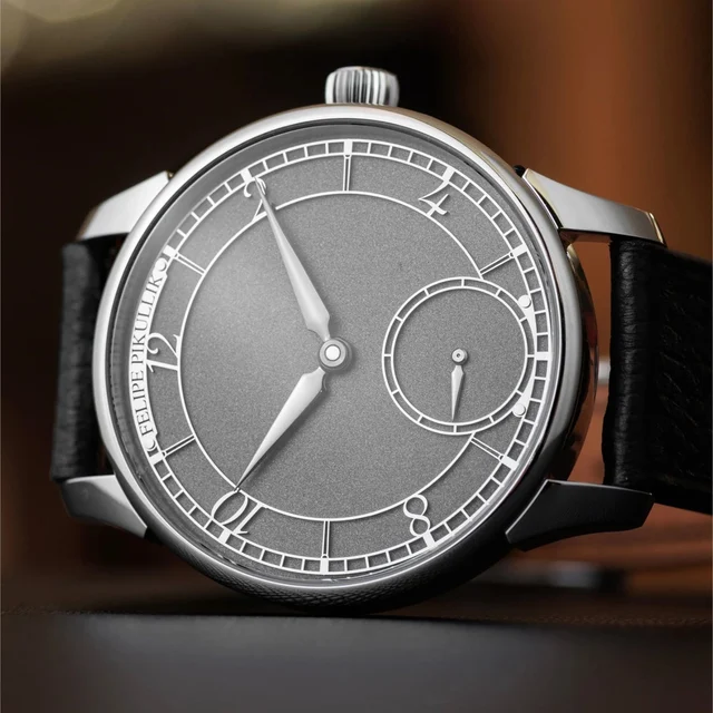 Felipe Pikullik HTH Arabic Numerals hth-arabic kol saati