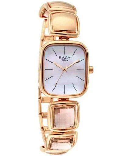 Titan Raga NP95136WM01 kol saati