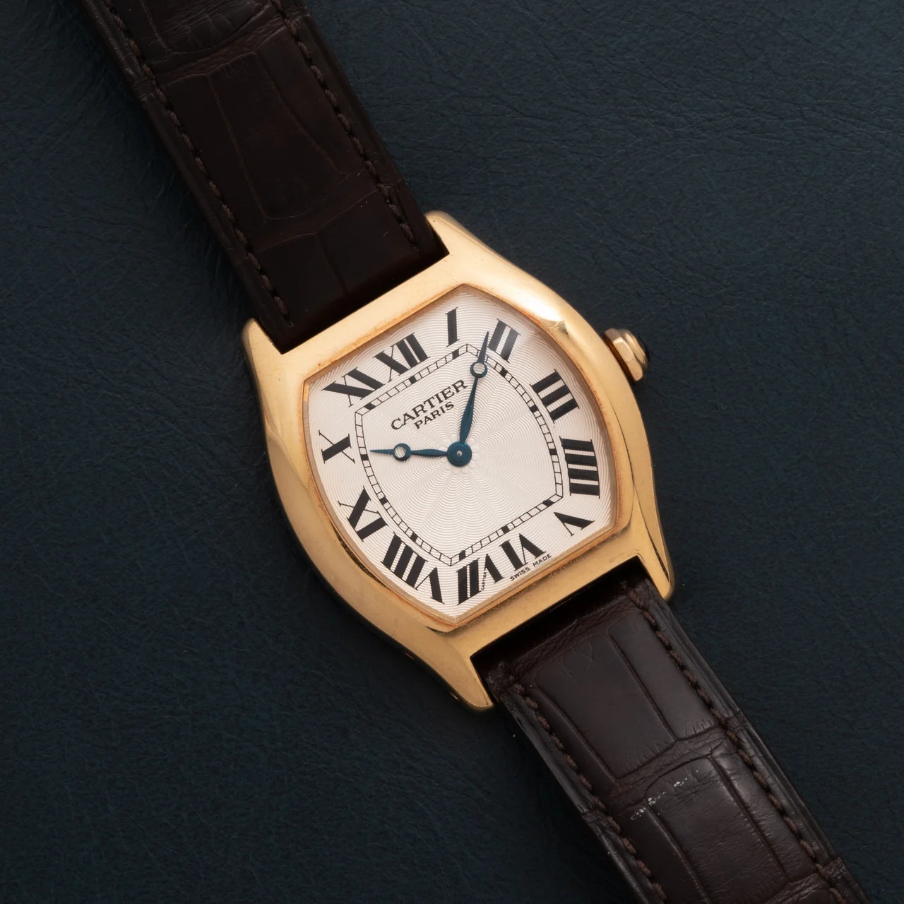 Cartier Tortue 40950430 34 mm kol saati