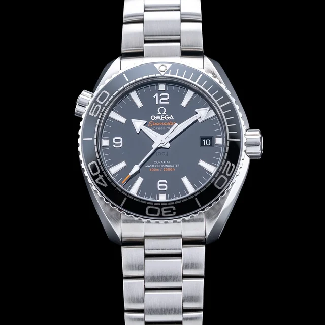 OMEGA Seamaster Planet Ocean Black Dial 215.30.44.21.01.001 210009N39256 kol saati