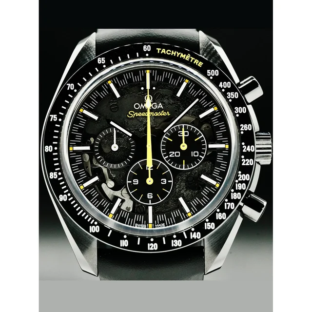 OMEGA Speedmaster Moonwatch Dark Side of the Moon Apollo 8 POC210000072197 kol saati