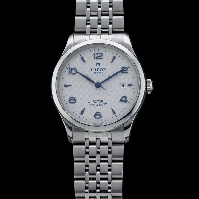 Tudor 210009N33517 kol saati
