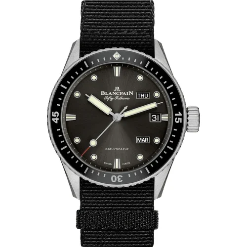 Blancpain Bathyscaphe Quantième Annuel 5071 1110 NABA kol saati
