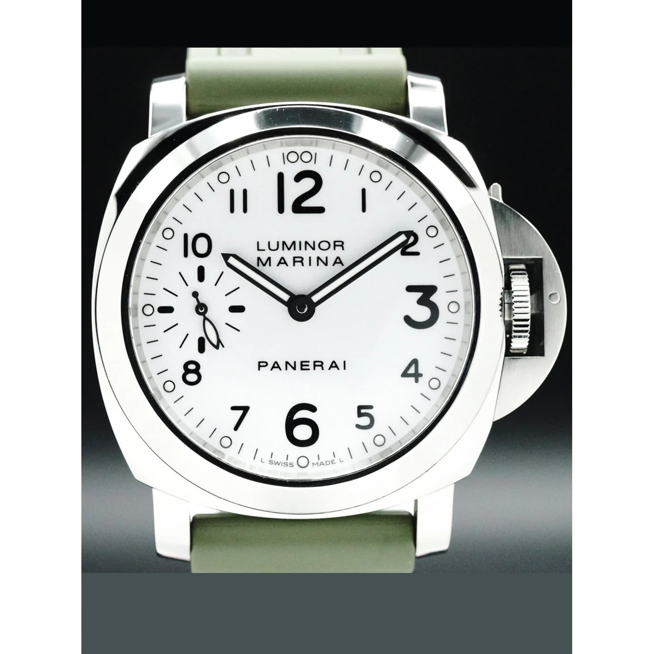 Panerai Luminor Marina 210000055690 44 mm kol saati