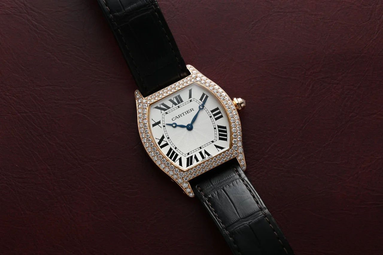 Cartier Tortue 40950395 34 mm kol saati
