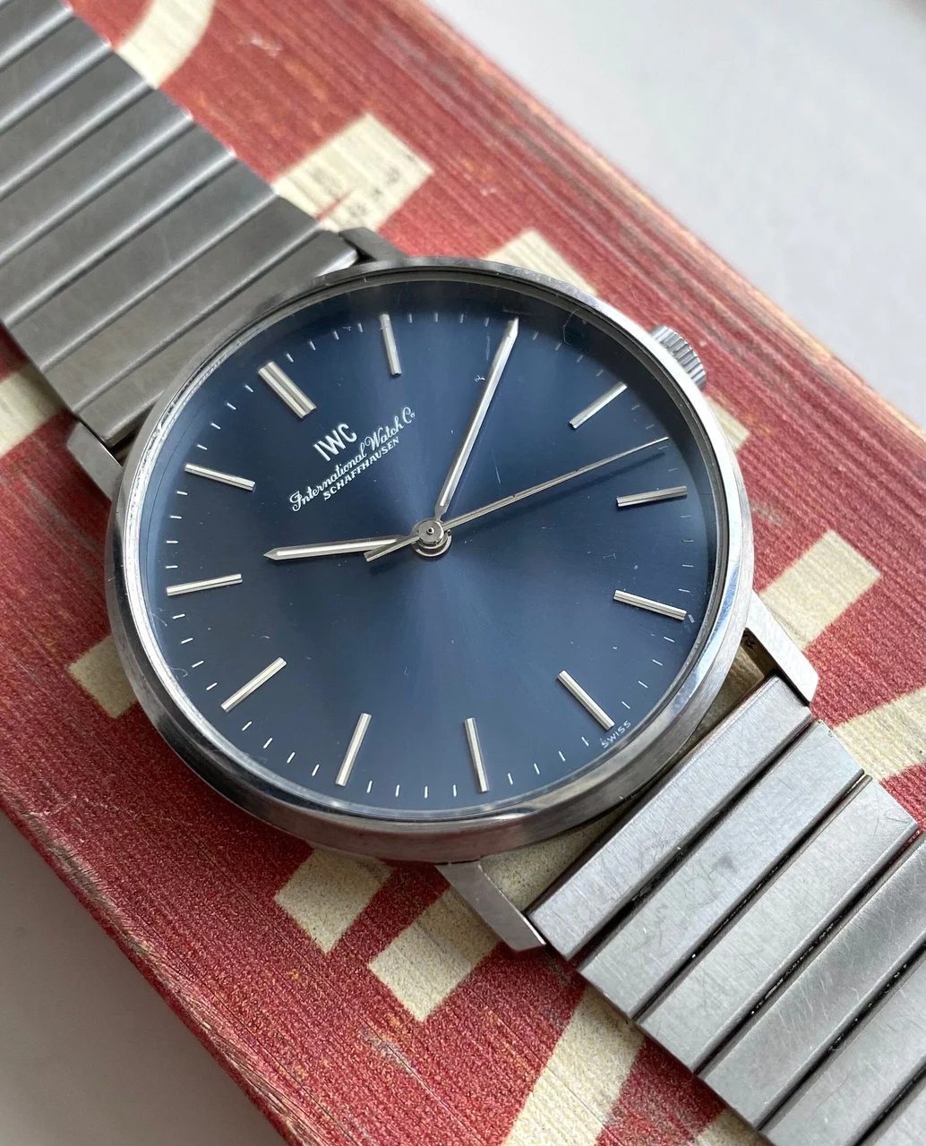 IWC IWC SQ6068360 18 mm kol saati